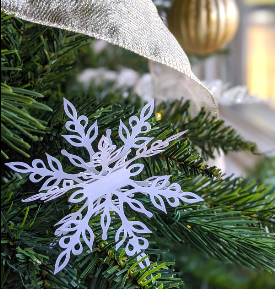 Decorate with Snowflakes-like Items